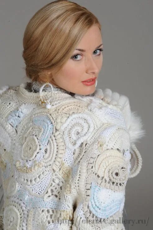 Вязание крючком техника фриформ. Кофта в стиле фриформ. Джемпер в стиле фриформ.