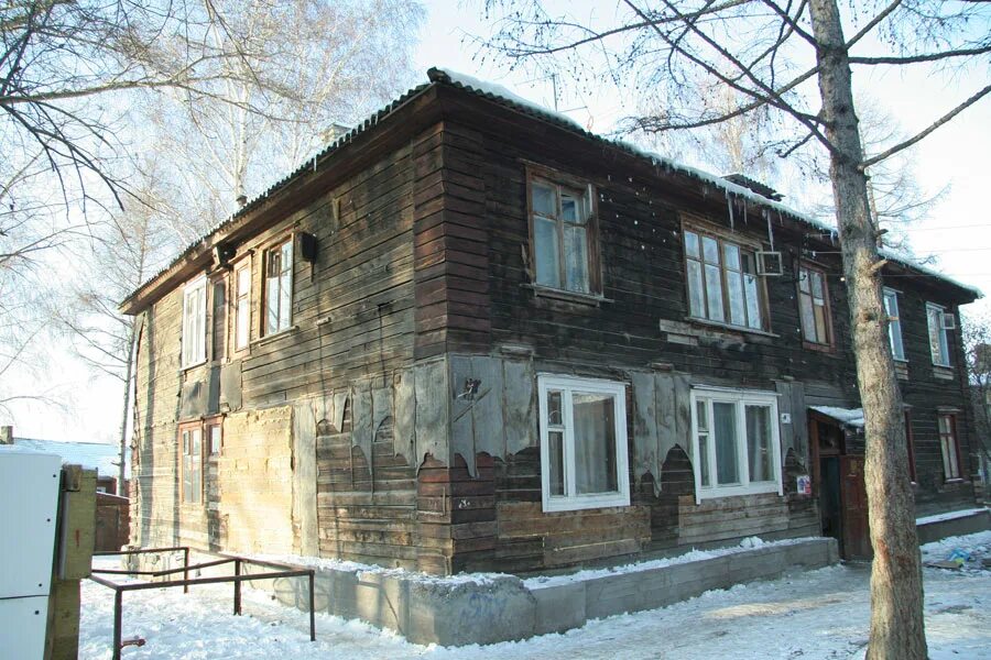 Аварийные дома в новосибирске. Аварийное жилье 2023. Аварийные дома в новосибирске. Аварийное жилье новосибирск. Новосибирск окраины города.