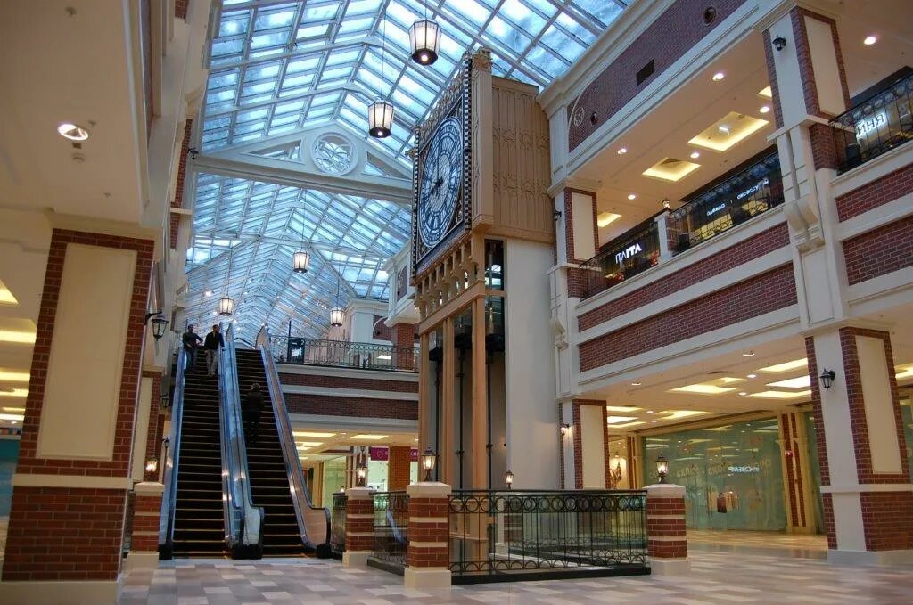 Трц июнь мытищи. Трц июнь мытищи. Торговый центр центр и юни мытищи. Тц июнь мытищи. Фудкорт июнь мытищи.