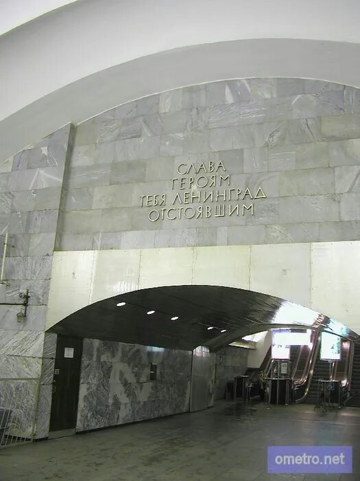 Питер площадь мужества. Площадь мужества метро спб. Площадь мужества метро спб. Круглые бани спб площадь мужества. Площадь мужества район.