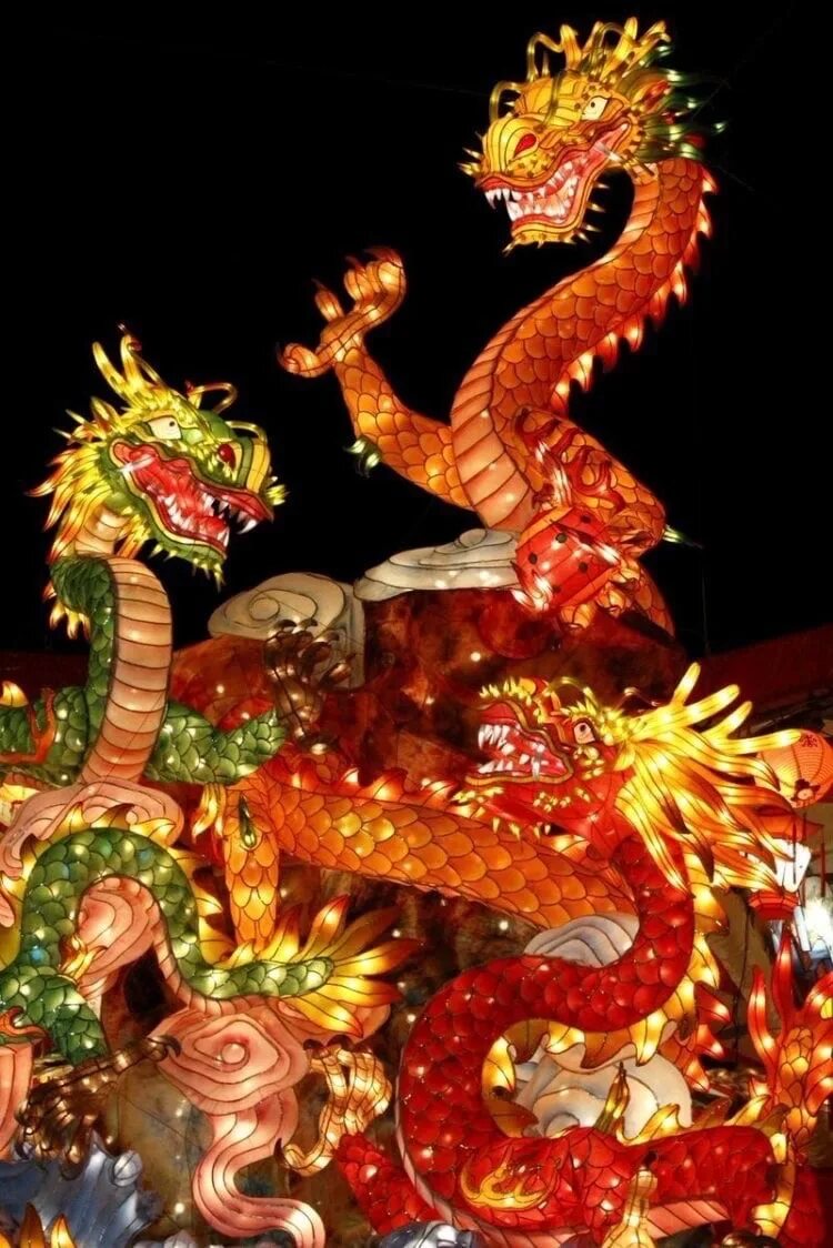 Какого день дракона. Нагасаки фестиваль фонарей. Китайский новый год (Chinese New year). Китайся новый год. Китайский дракон.