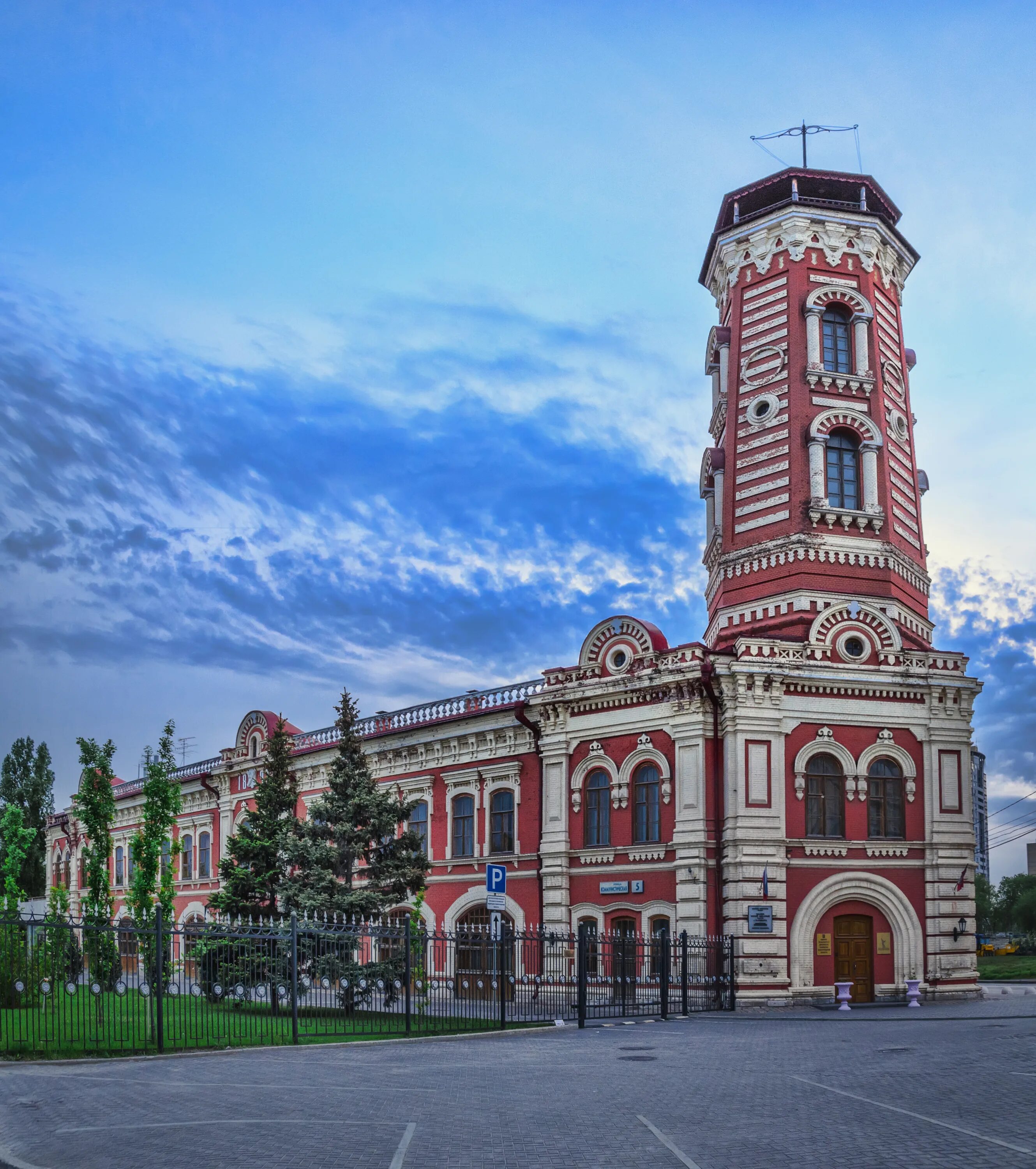 Царицына. Пожарная каланча царицын. Каланча царицынской пожарной команды волгоград. Пожарная каланча волгоград. Царицынская пожарная каланча волгоград.