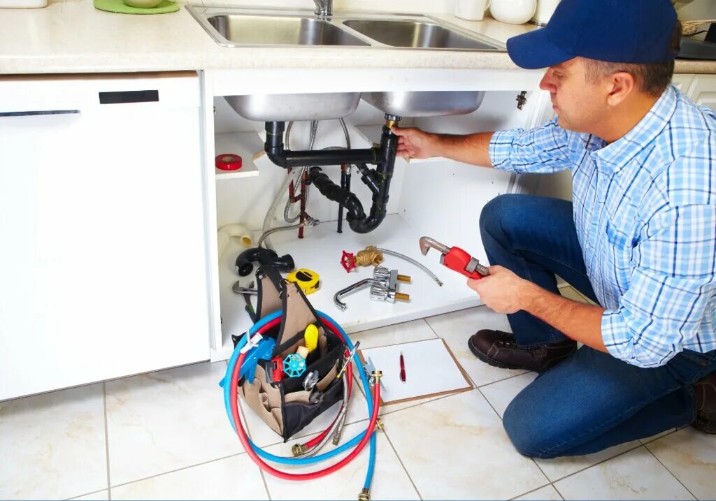 мастер сантехник. услуги сантехника. мастер сантехники. сантехник. сантехник.