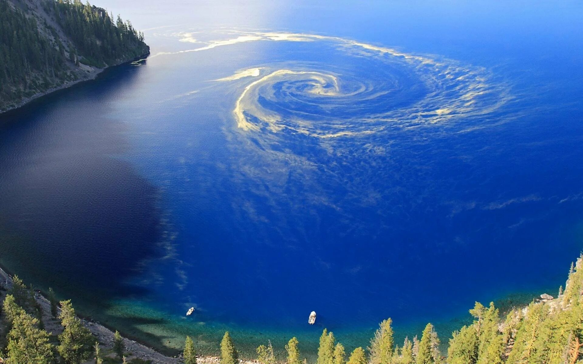 В россии самое глубокое озеро на земле. Лофотенские острова водоворот Мальстрем. Водоворот мальстрём, Норвегия. Чертова воронка на Байкале. Воронка Мальстрем в Норвегии.