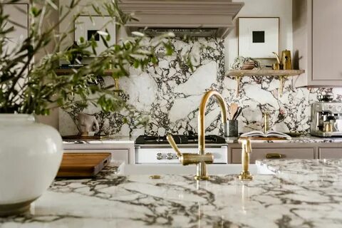 Calacatta gold