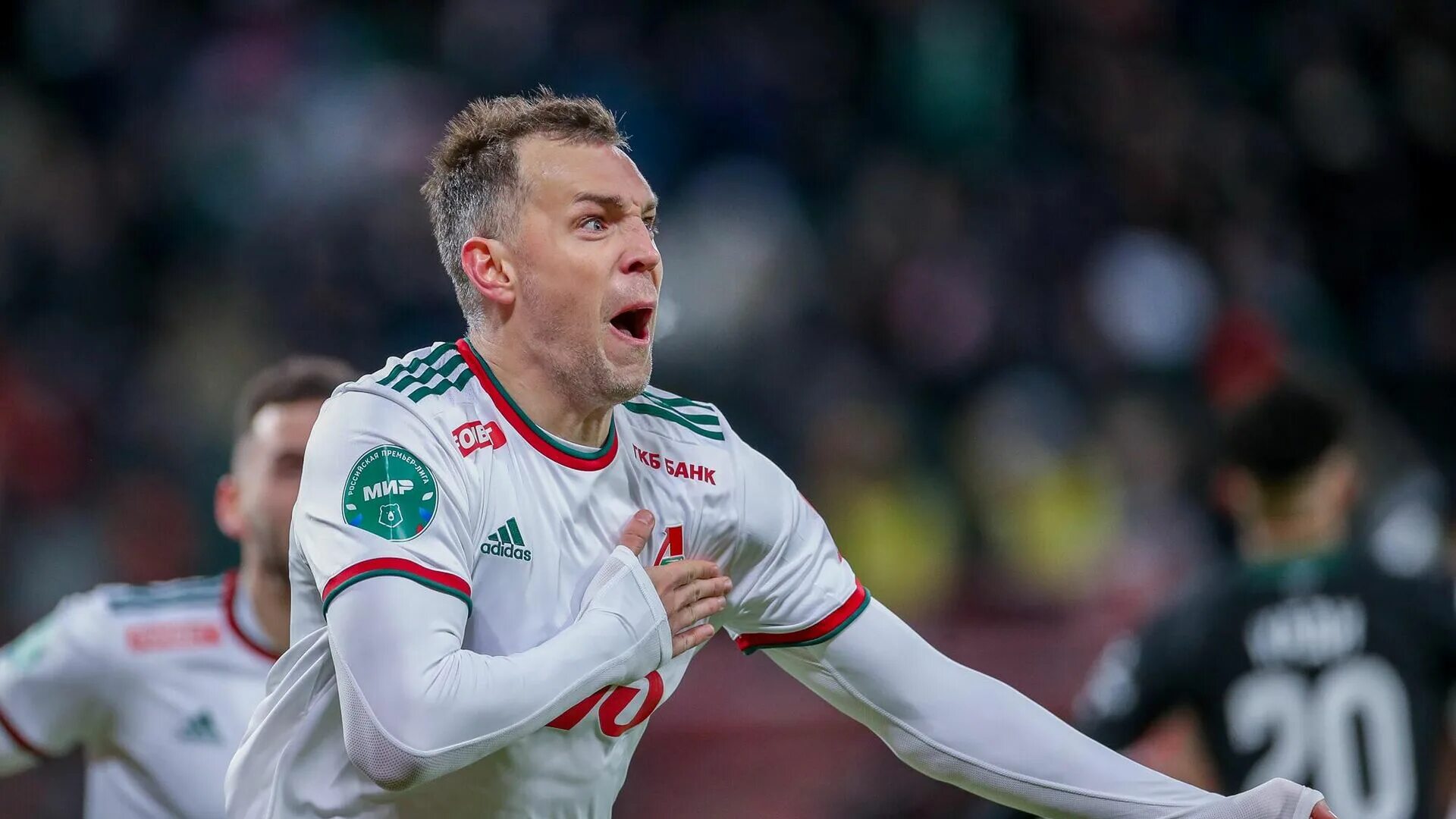 Дзюба команды где играл. Дзюба локомотив. дзюба в локомотиве 2025.