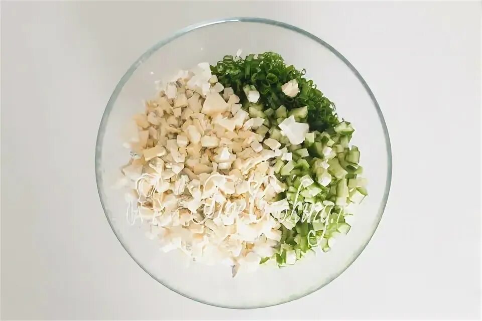 Салат с зелёным луком и яйцом. Салат с зеленым луком яйцом огурцом майонезом. Салат с зелёным луком и яйцом. Салат с зеленым луком яйцом огурцом майонезом. Салатный лук.