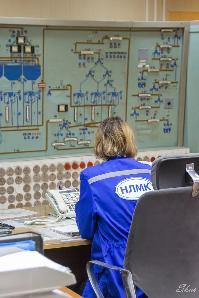 оператор поста централизации. дежурный по станции ржд. светогорская гэс-11. пульт дежурного. маневровый диспетчер ржд.