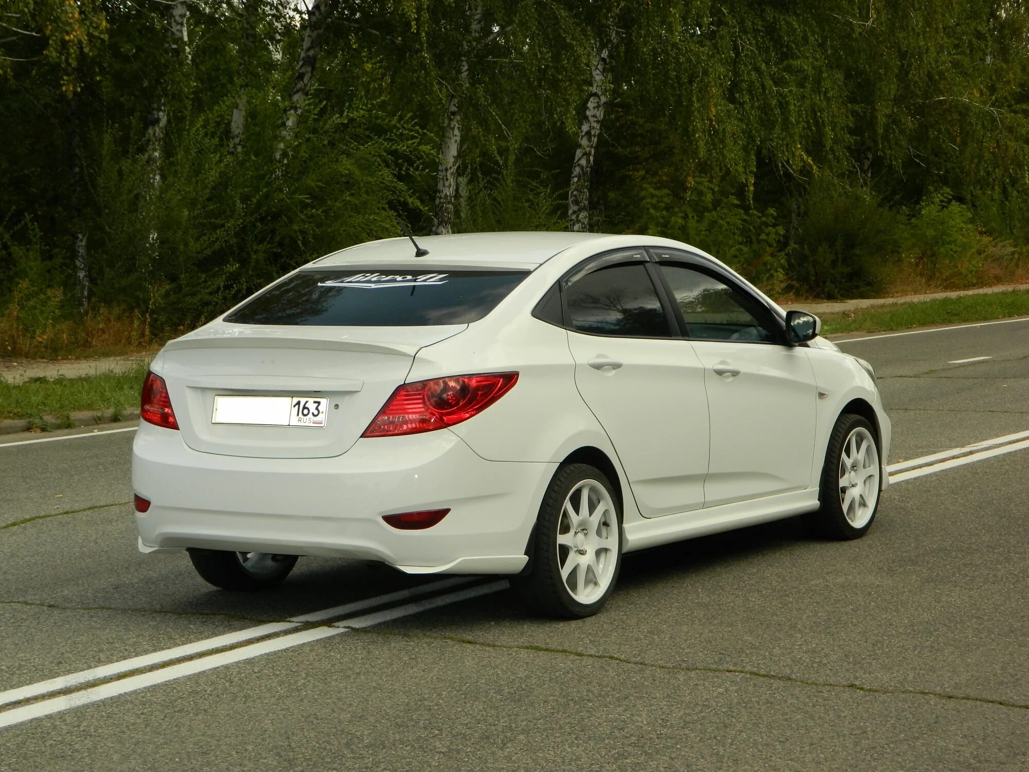 Hyundai Solaris 2010 Tuning. Обвес на Солярис 2013 седан. Солярис спойлер hs1. Обвесы на Хендай Солярис 2013 седан. Купить солярис hs