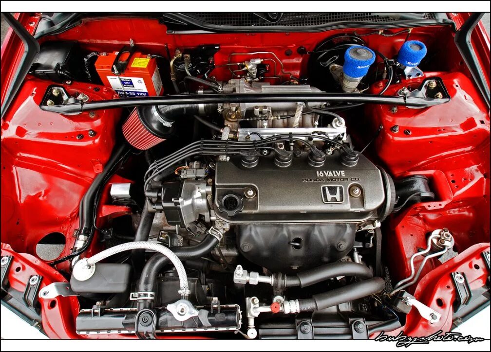 Где установить двигатель. Honda Civic d15 d16 двигатель. Honda Civic eg6 b16a. Двигатель Хонда Цивик 1.3. Двигатель Хонда Цивик 1.4.