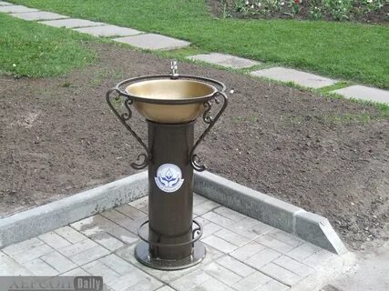 Питьевой фонтанчик