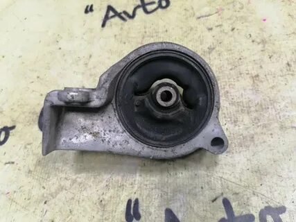 Подушка двигателя nissan