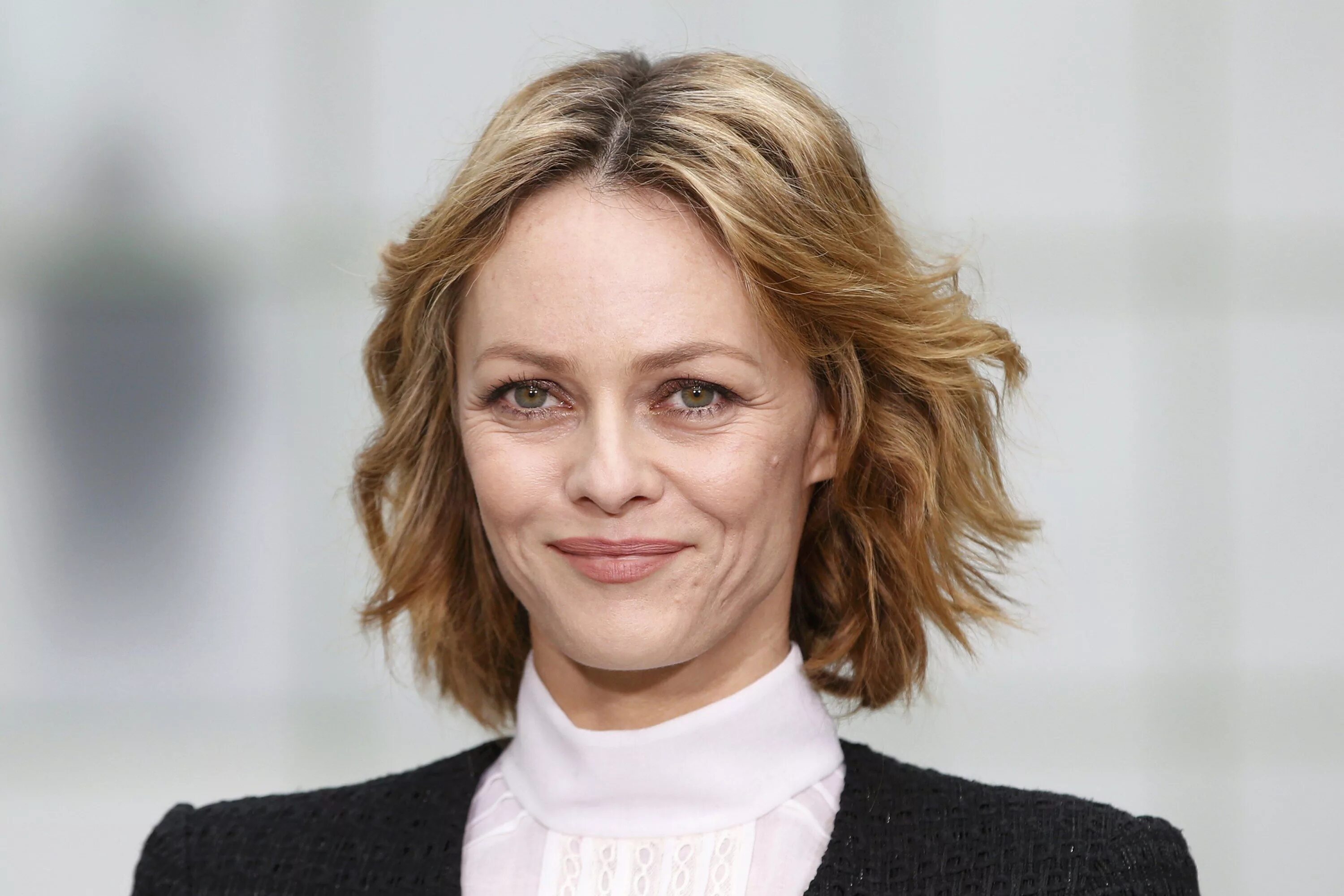 Ванесса паради (vanessa paradis). 1972 — ванесса паради, французская актриса, певица и фотомодель. Актриса ванесса паради. Vanessa paradis группа. Ванесса певица.