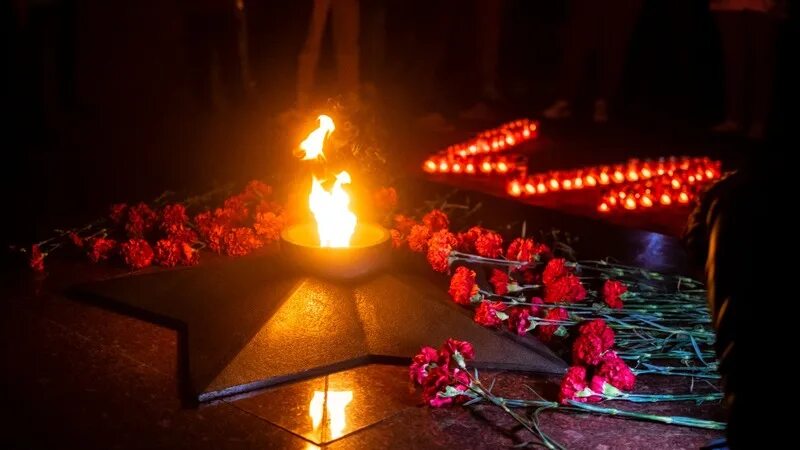 22 Июня помним. Горящая свеча. Фото помним. Картинки 22 июня помним. Рассвет 22 июня