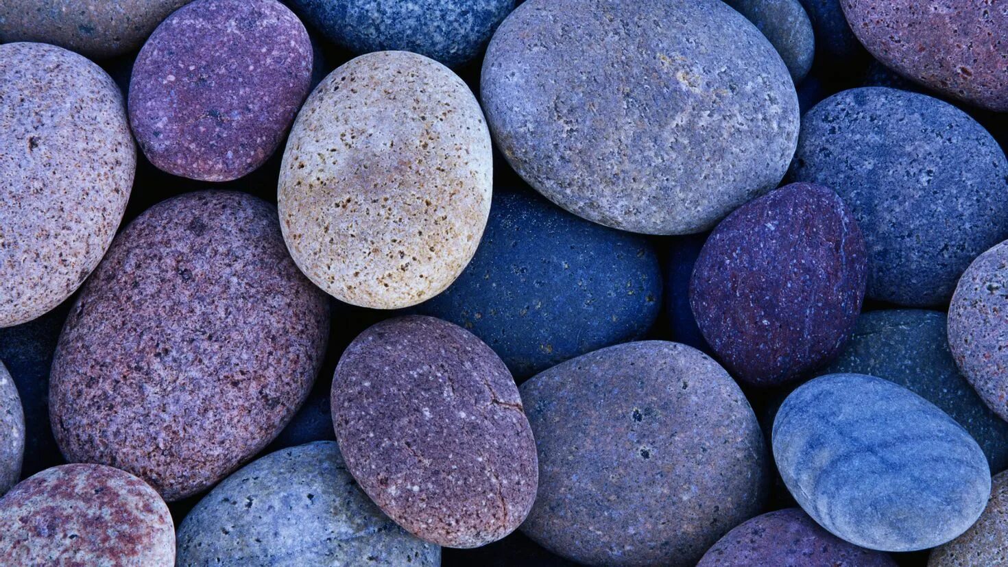 Красивые камушки. Округлые камни. Красивые гладкие камни. Красивые картинки на рабочий стол.