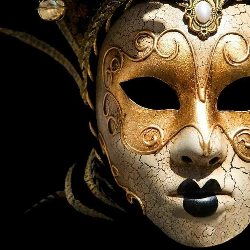 Слушать музыку маска. Маска синьоры. Маска жадности. Азартная маска. Карнавальная маска театр музыка.