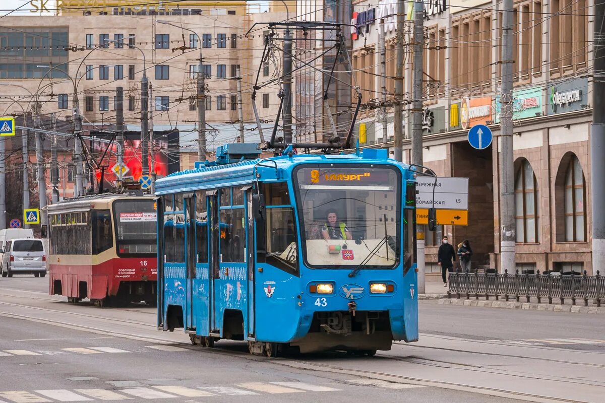 Городской транспорт тула. Трамвай Тула. Тульский трамвай 71-619кт. Тула, КТМ 19. Трамвай пассажирский Тула.