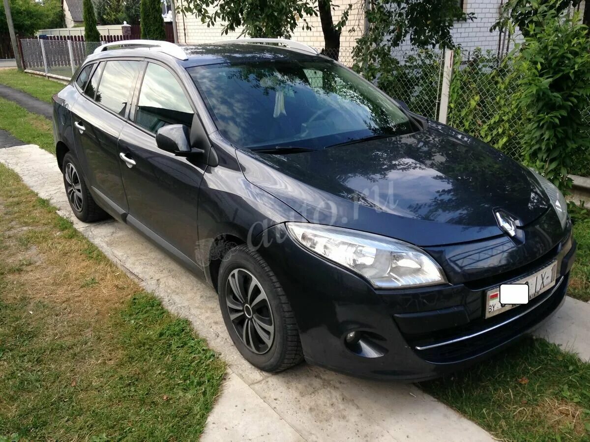 Рено Меган 3 универсал 2010. Renault Megane III 2010. Рено Меган 3 2010 год. Рено Меган 3 универсал дизель. Меган универсал дизель отзывы