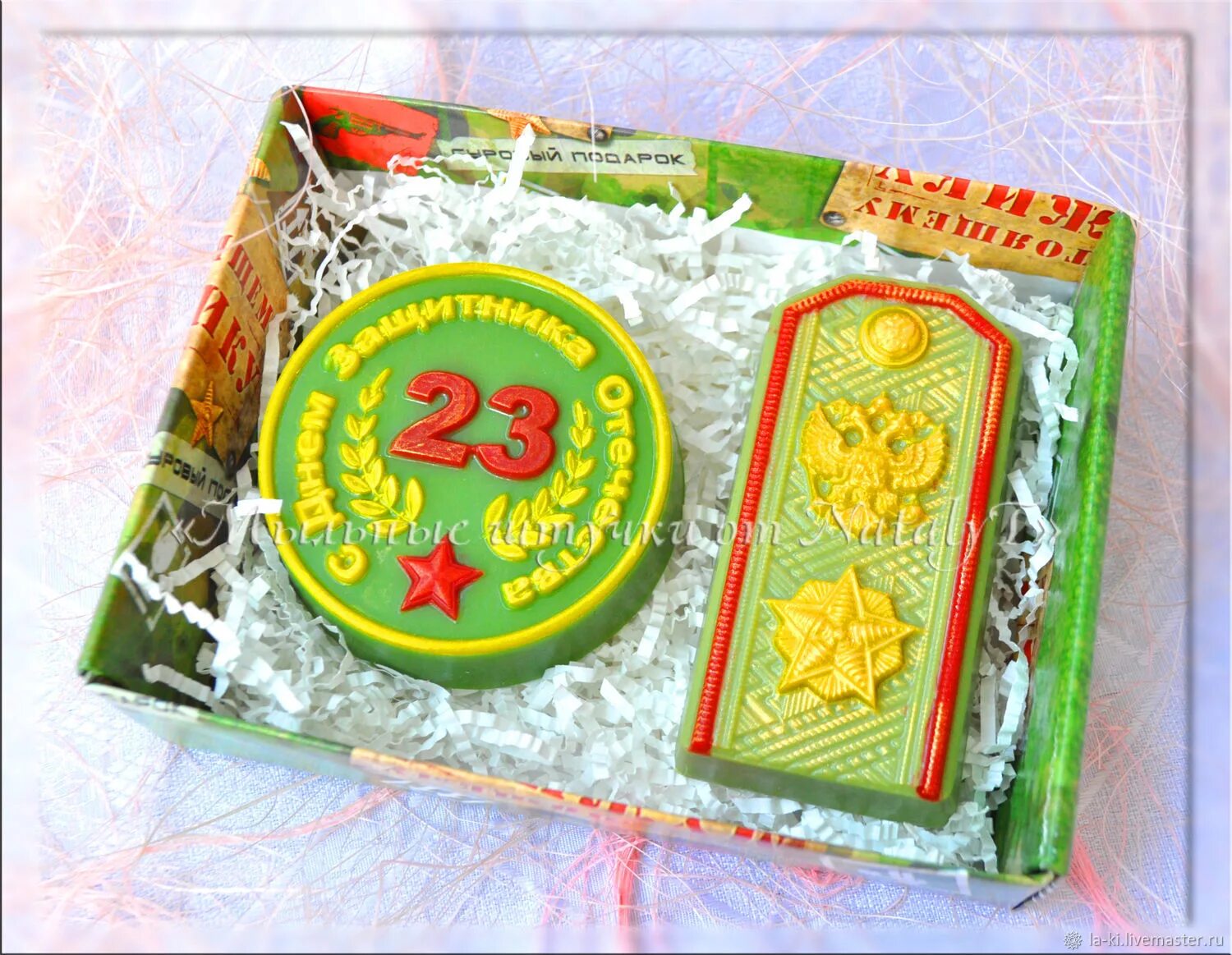 Мыльные наборы на 23 февраля. Подарки на 23 февраля мыло ручной работы. Мыло армейское со звездой. Мыло прикольное на 23 февраля. Мыльные подарки к 23 февраля.