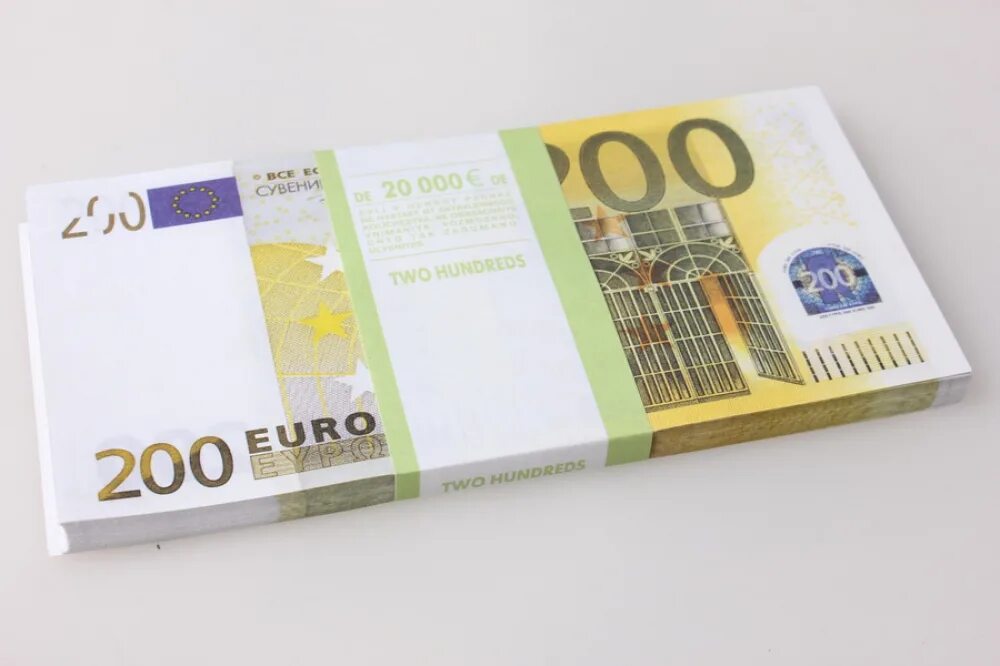 Купюра 200 евро. Деньги евро. 200 euro в рублях. Купюра 200 евро. Пачки евро.