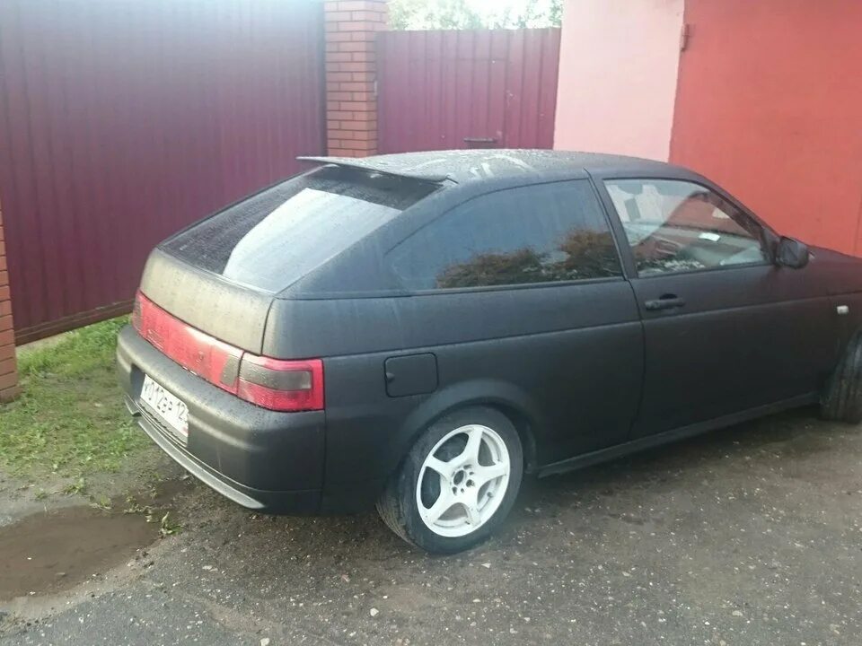 Купить б/у Lada (ВАЗ) 2112 1998-2009 1.5 MT (78 л.с.) бензин механика в Зеленоку