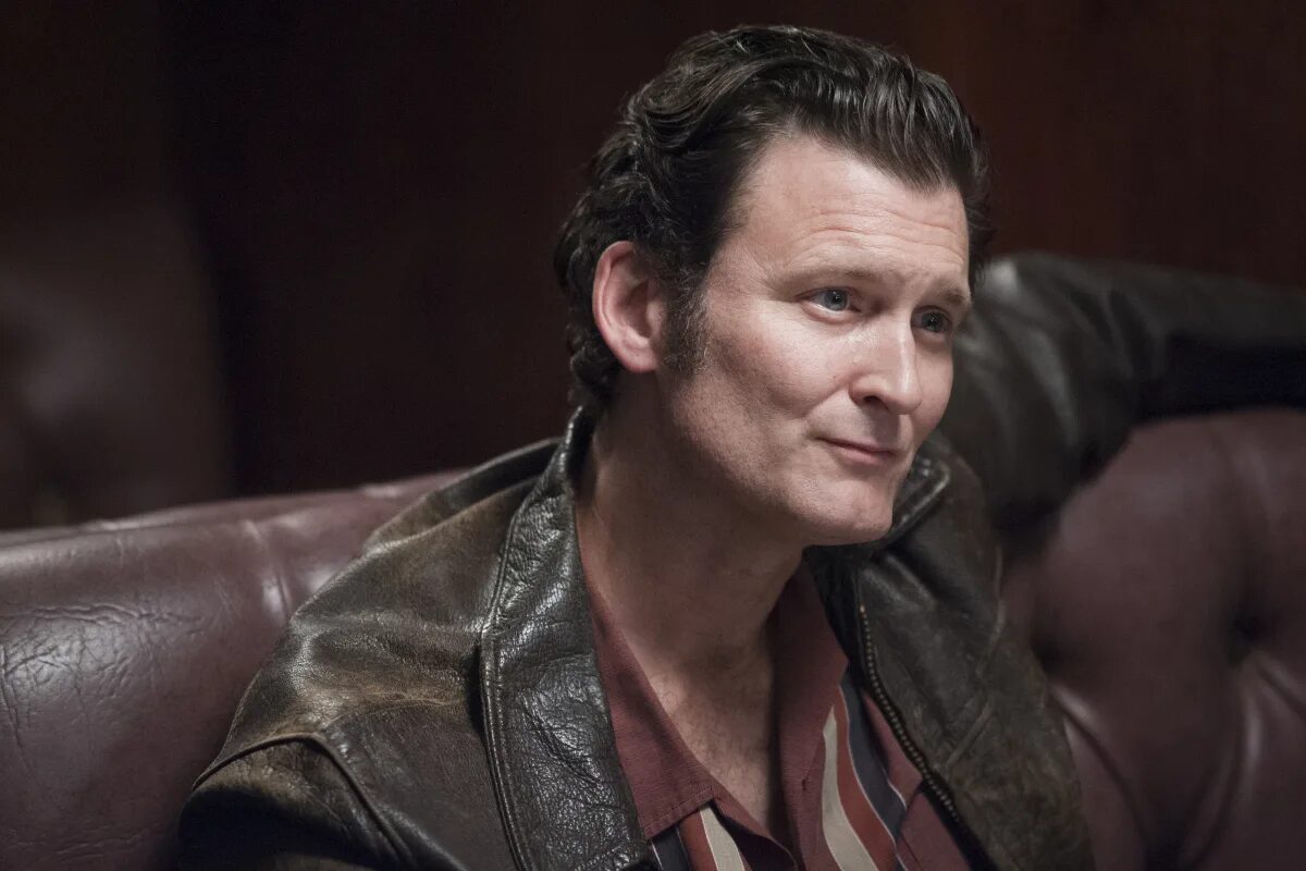 лора дерн линч. черный вигвам твин пикс. красный вигвам твин пикс. кайл маклахлен твин пикс 1990. доктор лоуренс джакоби.