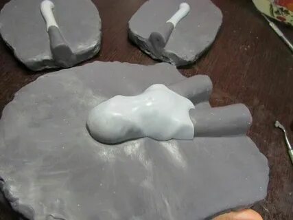 Из гипса без формы