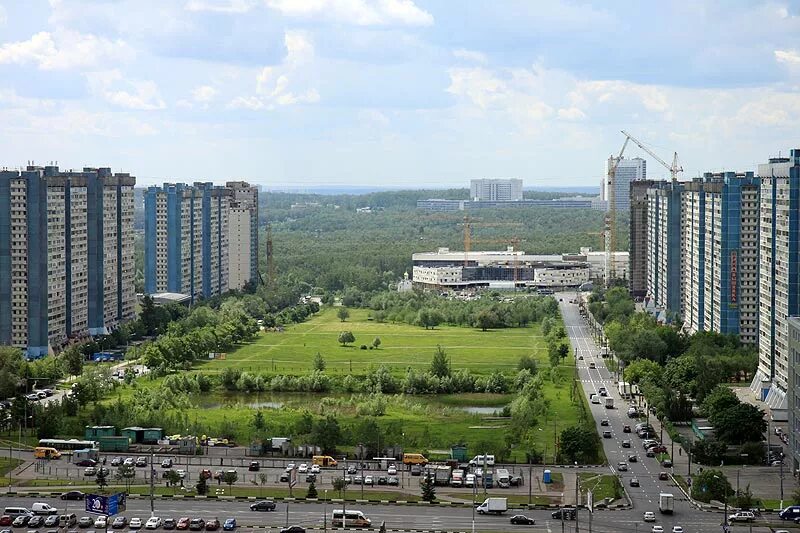 Ясенево 13. Ясенево Новоясеневский проспект. Ясенево Ясногорская улица. Ясенево жилой комплекс Новоясеневский. Новоясеневский проспект Москва.