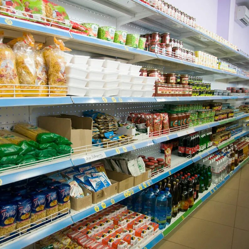 Продуктовый магазин. Полки для продуктового магазина. Супермаркет полки с продуктами. Прилавок продуктового магазина.