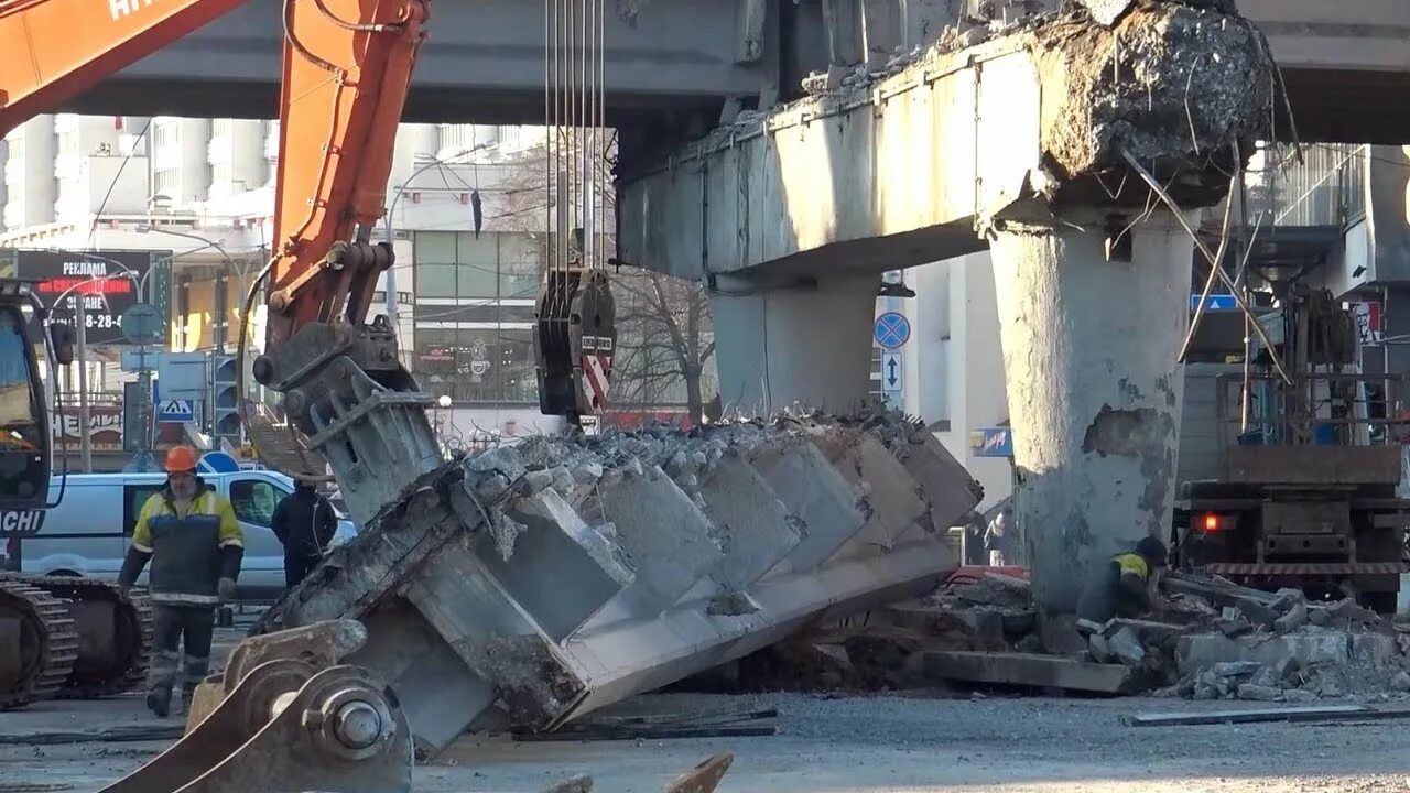 Видео обрушения моста. Мост Хрустальный анжинерной работы картинки.