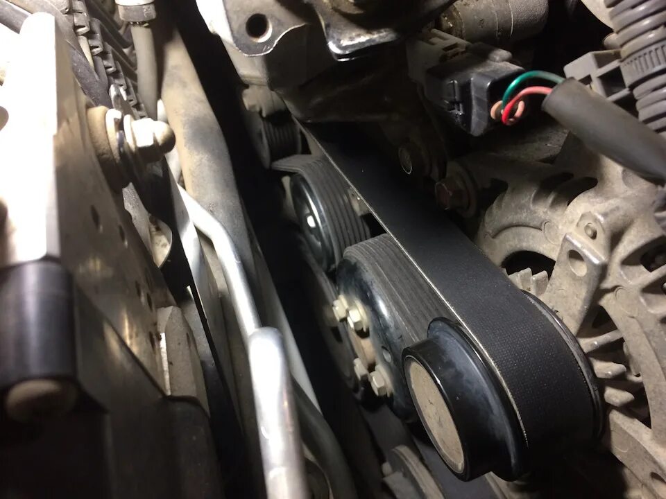 Как снять генератор камри Ремонт генератора Toyota Camry (XV40), 2,4 л, 2007 года запчасти DRIVE2