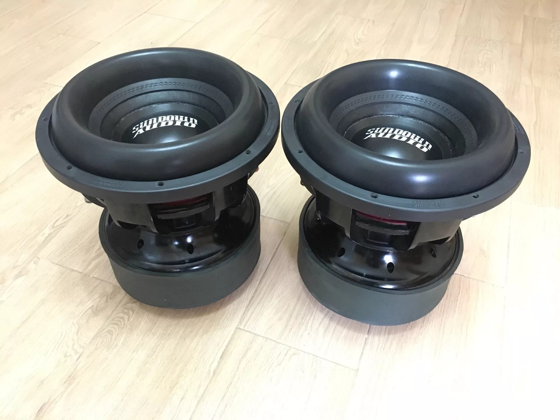 Сандаль 15. Сабвуфер Sundown Audio 18. Sundown Audio z8. Сандаун аудио 12 дюймов. Sundown Audio sa-12 d2.