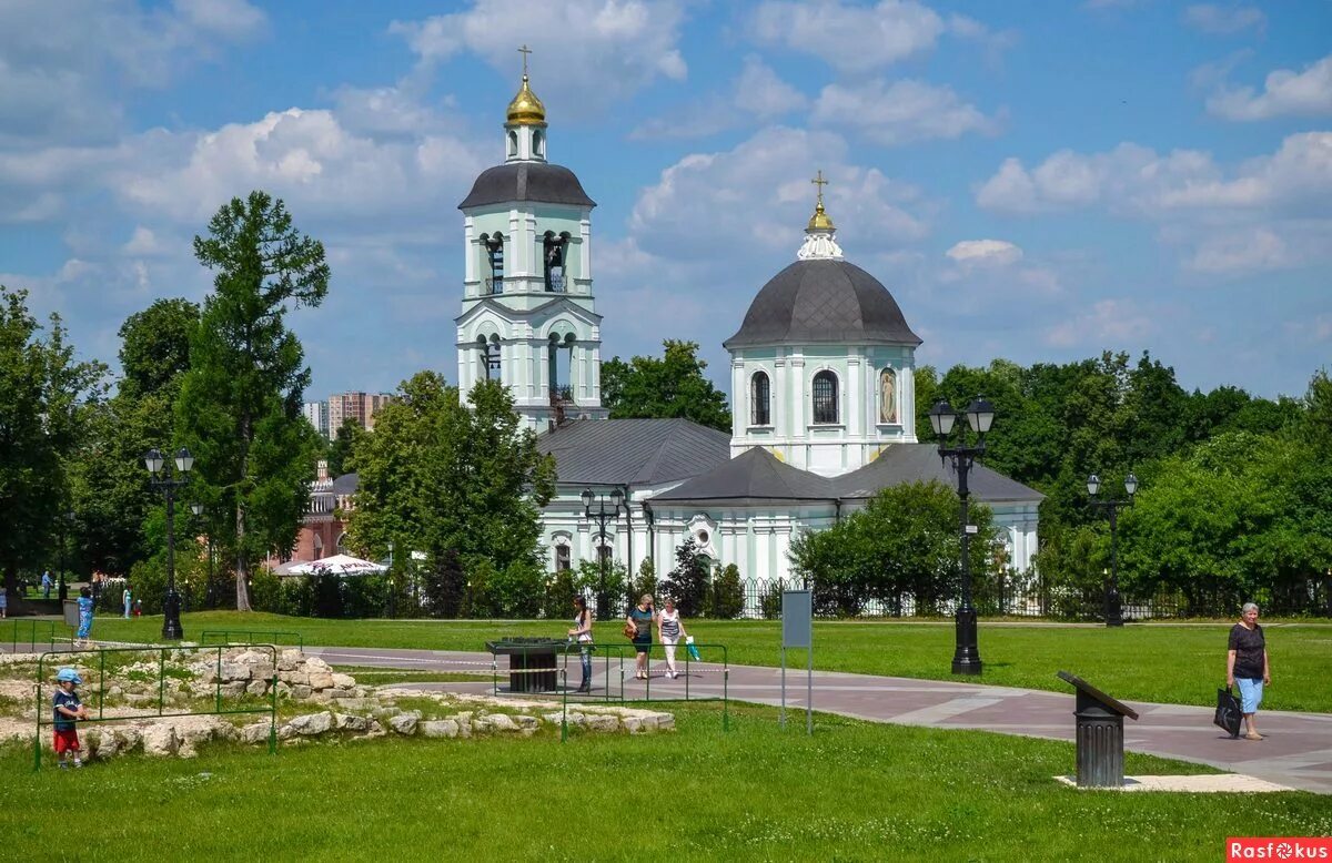 храм иконы божией матери «живоносный источник». храм иконы божией матери «живоносный источник» в царицыне.