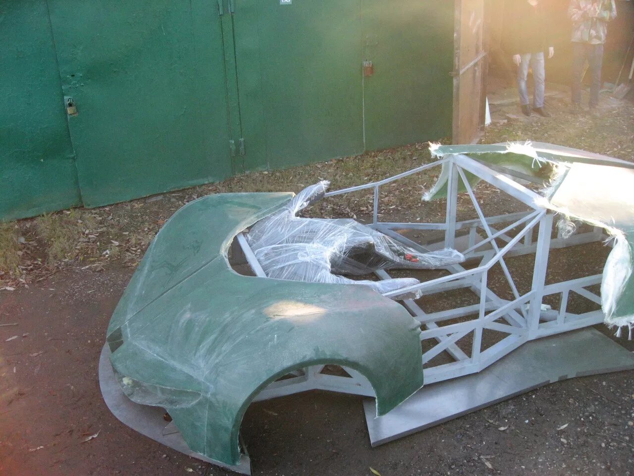 Сделать автомобиль на заказ. Автомобиль из пенопласта. Рама go kart buggy. Самодельные машины. Сделать автомобиль на заказ.