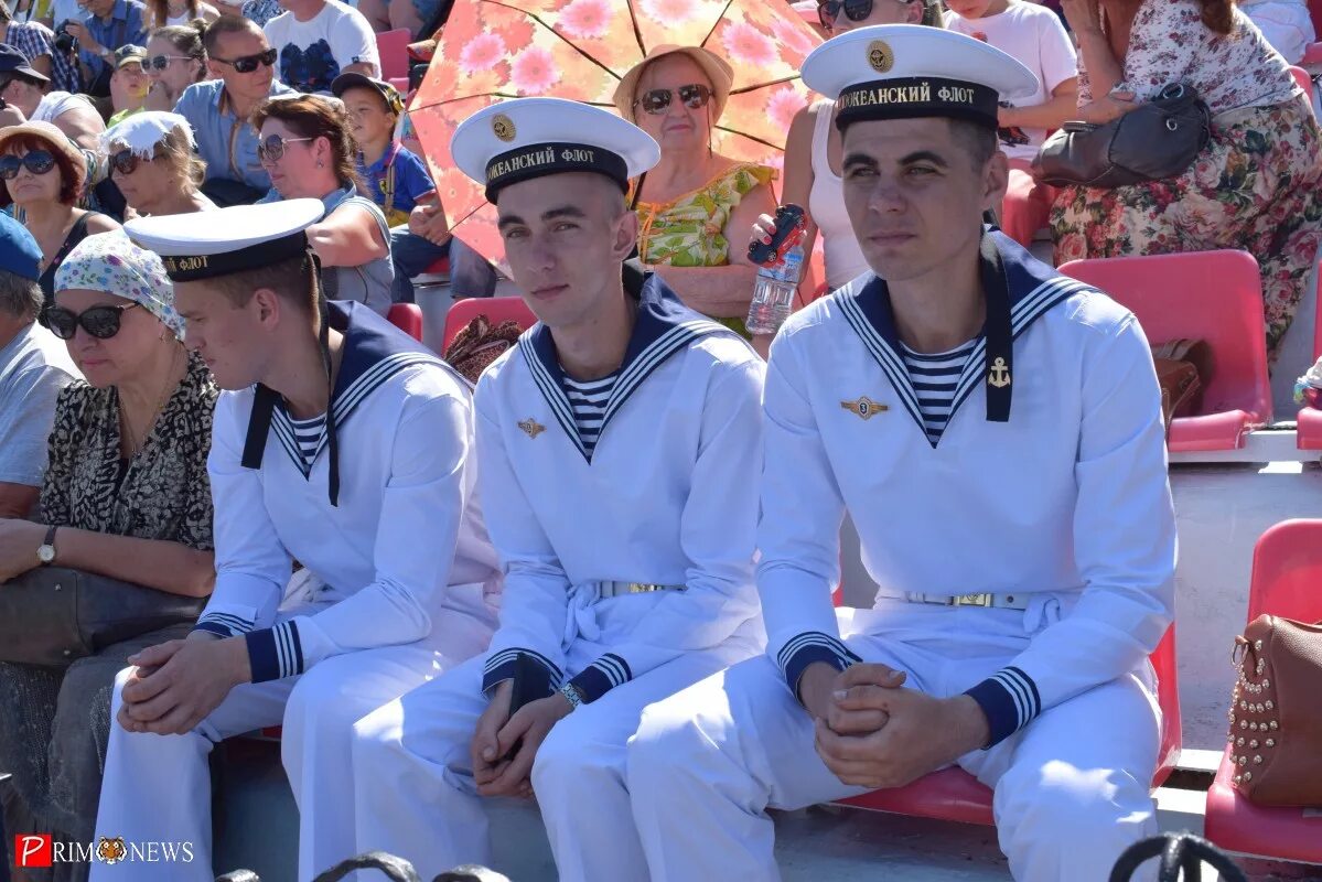 форма вмф тоф. форма офицеров вмф черноморского флота. белые моряки. белые моряки. севастополь курсанты-нахимовцы.