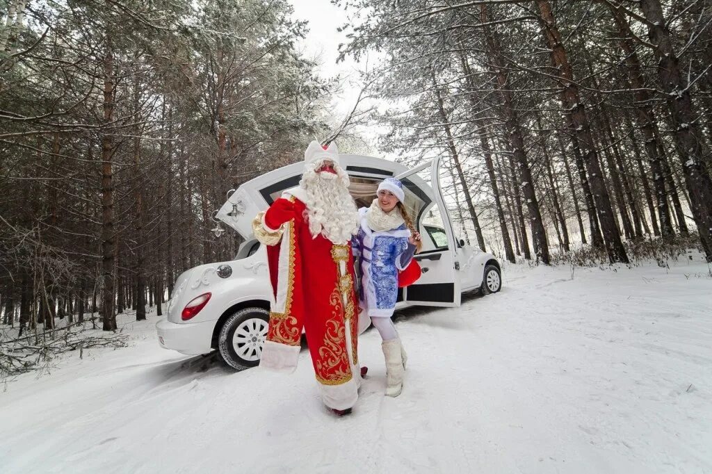 снегурочка машины. фотосессия с машиной зимой. снегурочка и автомобиль. машина новый год. снегурочки и автомобили.