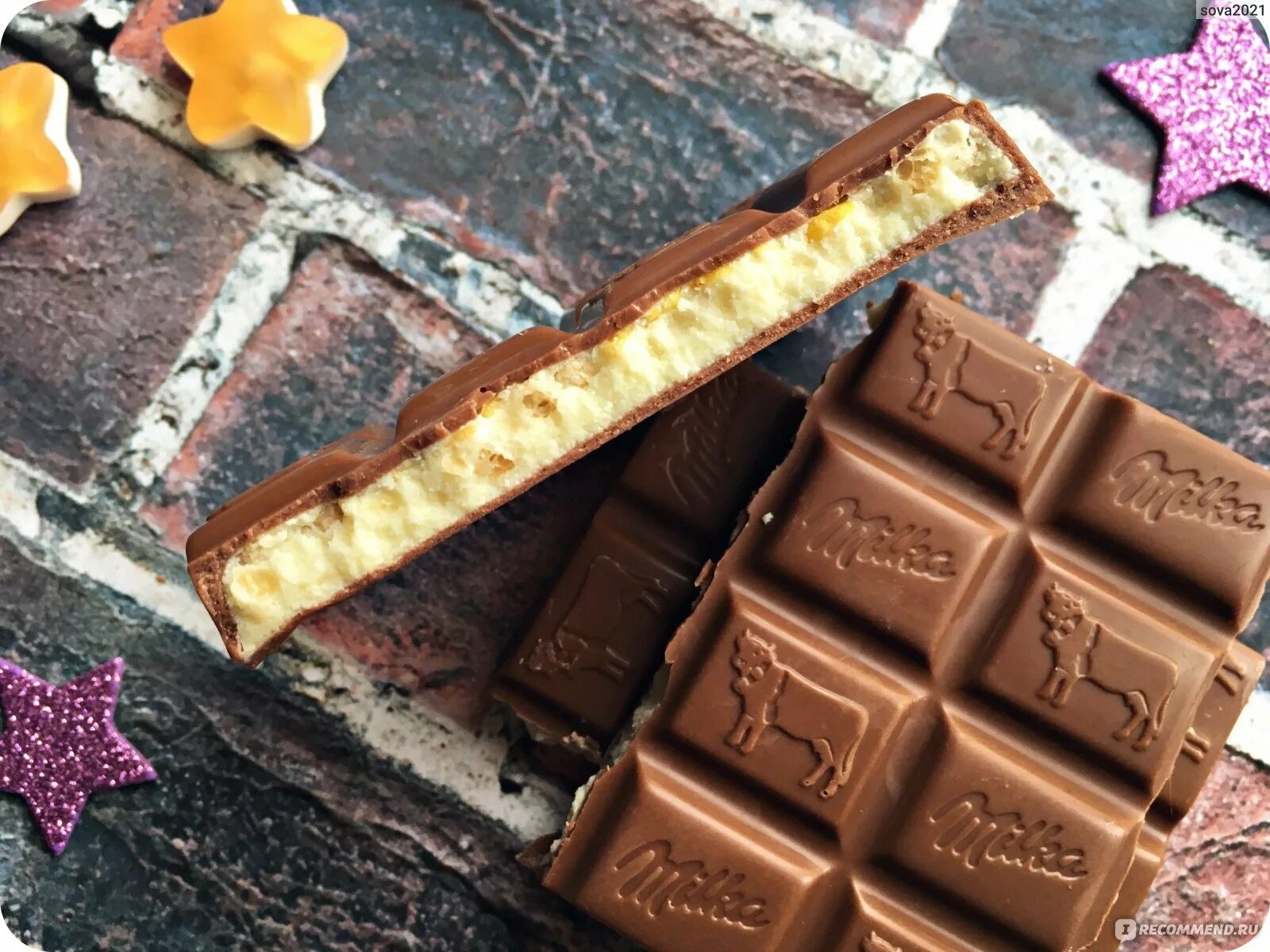 красивые шоколадки. вкусный молочный шоколад. какой шоколад лучше молочный или горький. шоколад ром изюм орех. шоколадная плитка.