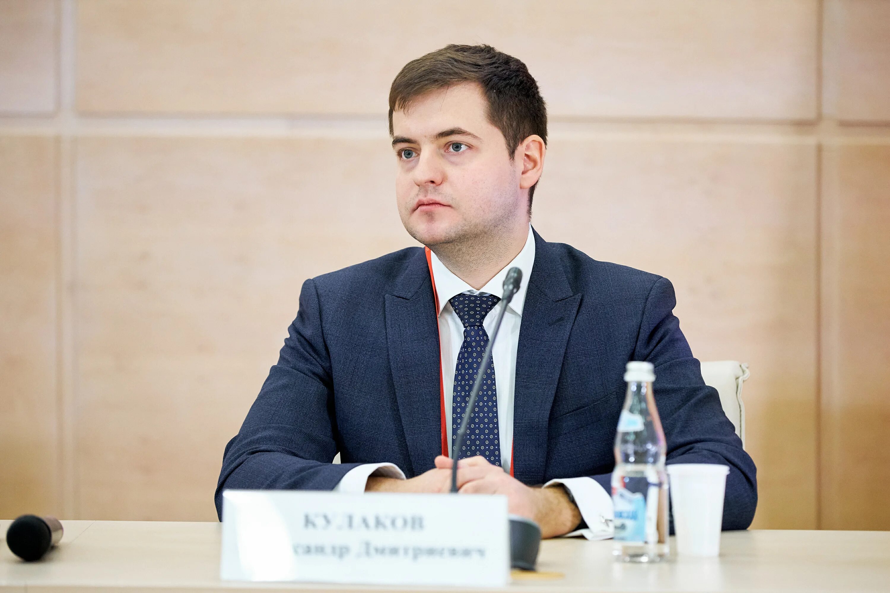 помощников г. деловой человек. помощников г. деловой человек. помощников г.