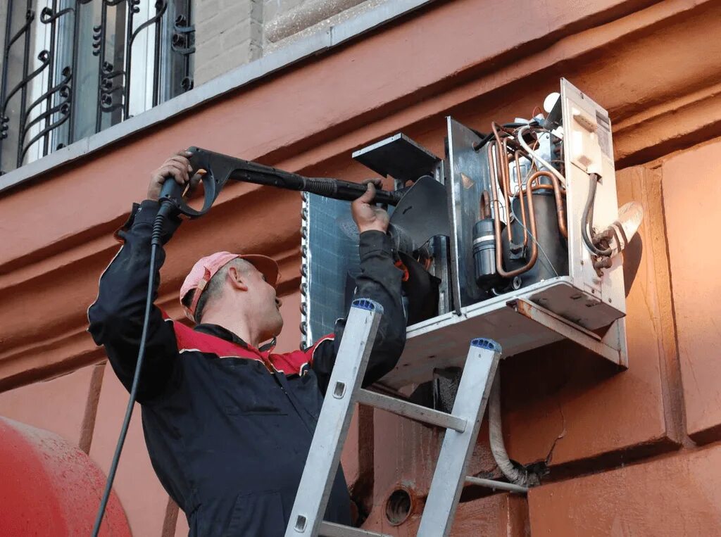 Установка сплит ростов. Крепление наружнего блока сплит системы. Расценки на монтаж трассы и кондиционеров для монтажников. Монтаж кондиционера. Установка сплит ростов.