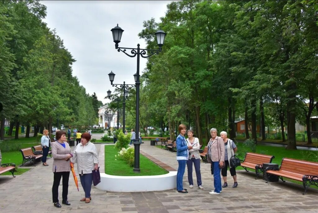 Арбат парк. Парки и бульвары Москвы. Старые скверы парки и бульвары. Парк в поселке Северном.