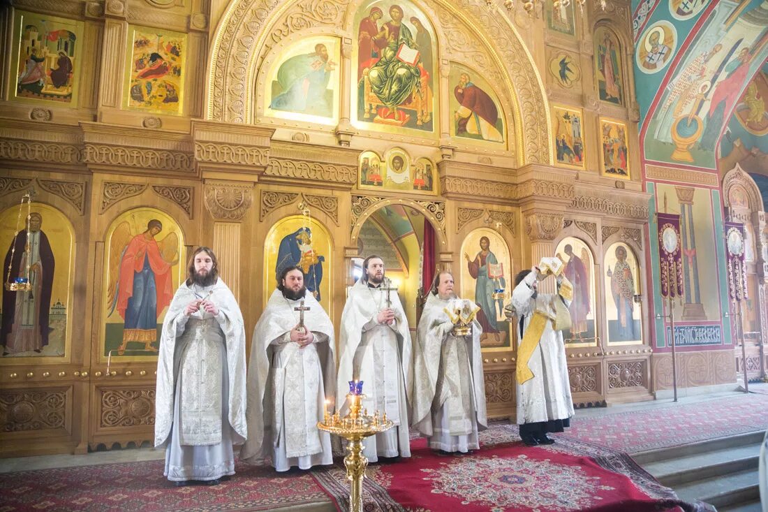 Патриаршее подворье расписание