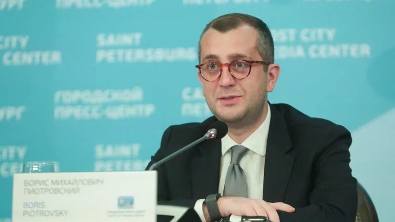 Вернисаж выставки "Немосква не за горами" в ЦВЗ "Манеж" Sobaka.ru