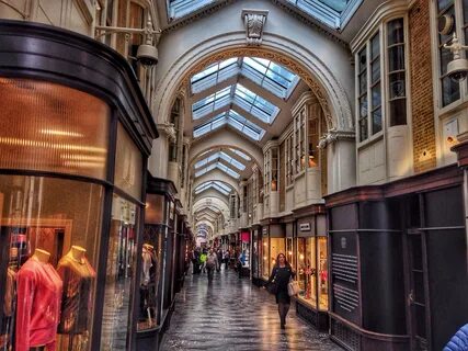 Shop and shopping in london