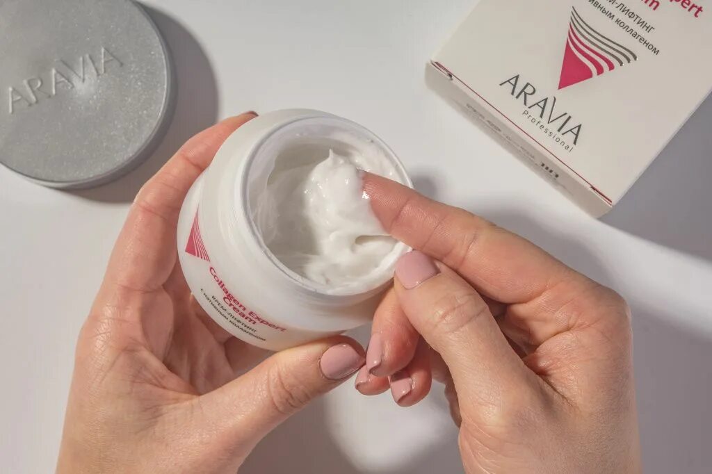 Крем коллаген аравия. Aravia Collagen Expert Cream. Лифтинговый крем с коллагеном. Аравия крем с коллагеном. Аравия крем лифтинг с нативным коллагеном.