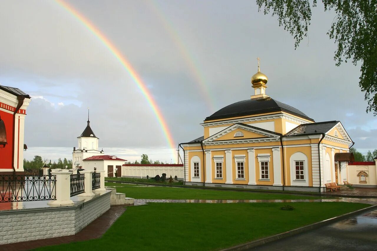 Троице сергиева варницкого монастыря. Свято-Троицкий Варницкий монастырь. Сергиев Варницкий монастырь. Троицко Сергиевский Варницкий монастырь. Троице Сергиев Варницкий монастырь в Ростове Великом.