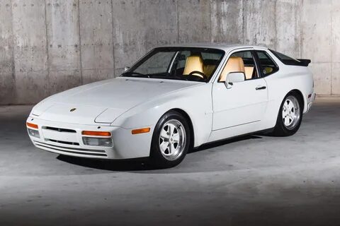 Porsche 944 Turbo Coupé 1986 - elferspot.com - Marketplace for Porsche.