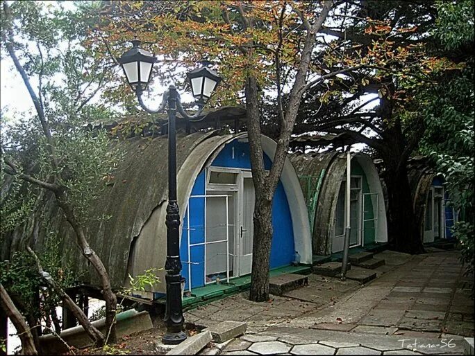 гурзуф спутник. гурзуф винсовхоз. санаторий спутник гурзуф крым. гурзуф спутник. спутник бочки гурзуф.