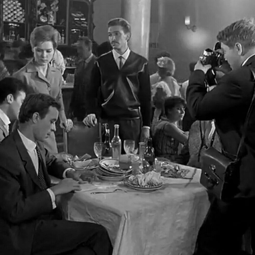 Дайте жалобную книгу ресторан. Дайте жалобную книгу фильм. Александр леньков дайте жалобную книгу. Дайте жалобную книгу ресторан. Дайте жалобную книгу 1965.