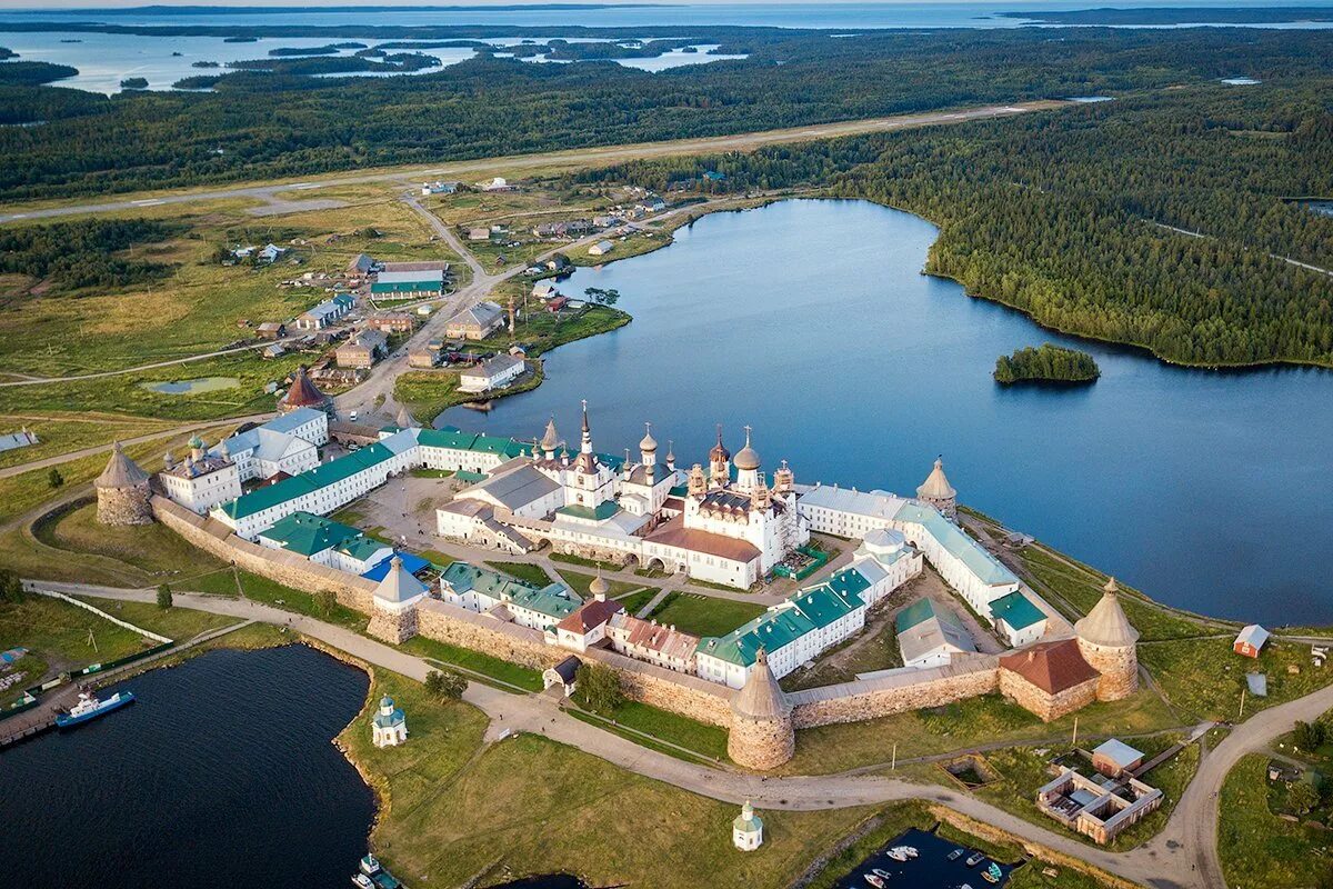 Площадь соловецких