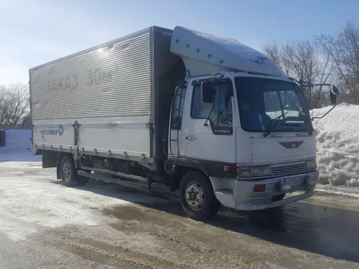 Хино 300 рефрижератор 5т. Hino 300 dutro. Hino 5 тонник. Хино 5 тонник. Хино 500 рефрижератор 10 тонн.